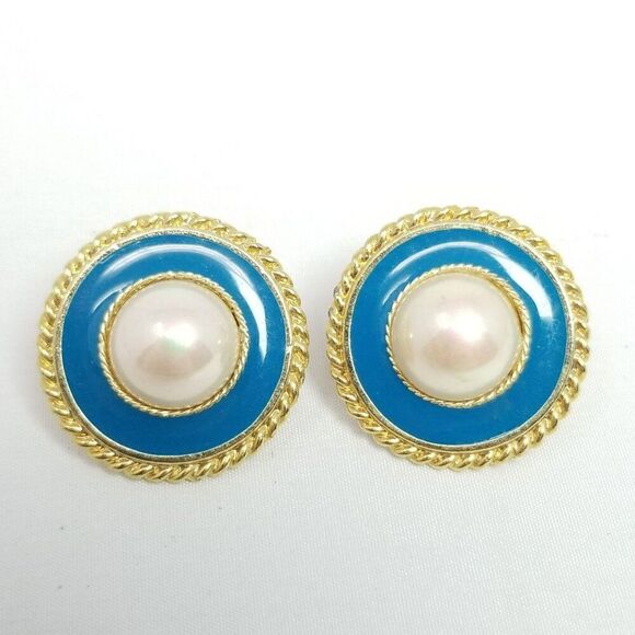 Vintage LIA Blue Enamel, White and Gold Tone Round Dome Stud Earrings, Signed - Picture 6 of 7